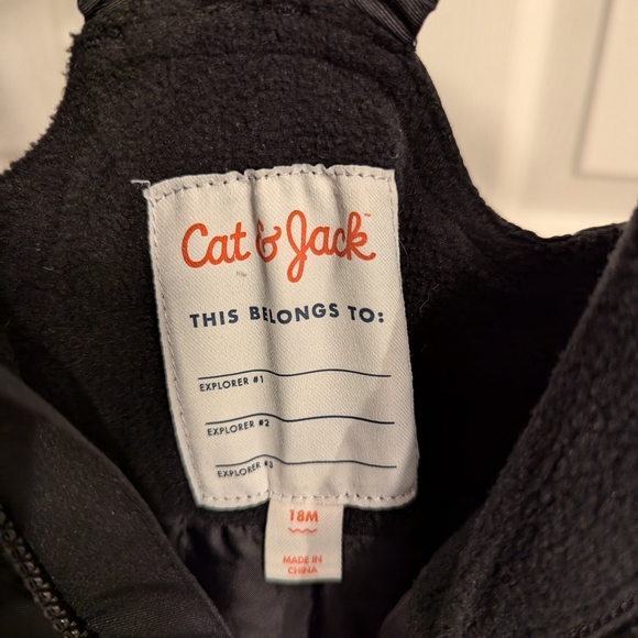 NWOT Cat & Jack Baby Snowsuit Black Size 18M - Picture 5 of 6